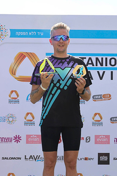 ביגוד HBR Sports בשטח | Leikin Team - ביגוד קסטום Leikin Team