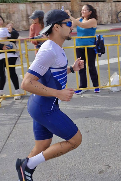 ביגוד HBR Sports בשטח | בלב אחד - ביגוד לנבחרות הריצה והטריאתלון של עמותת בלב אחד