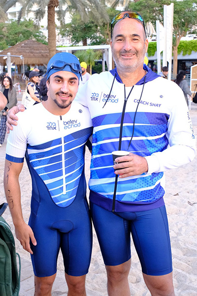 ביגוד HBR Sports בשטח | בלב אחד - ביגוד לנבחרות הריצה והטריאתלון של עמותת בלב אחד