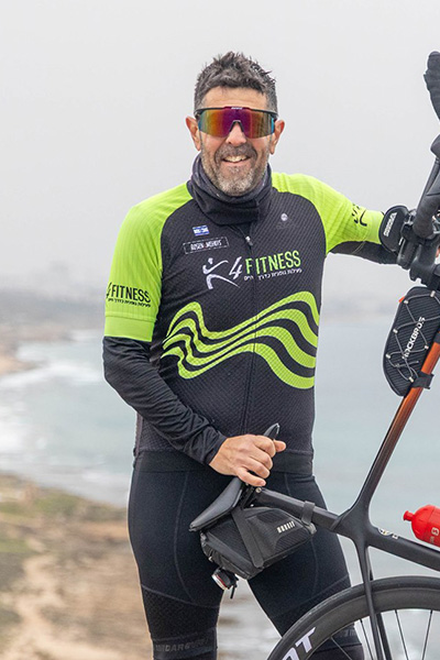 ביגוד HBR Sports בשטח | 4Fitness - ביגוד קבוצת 4Fitness החל מעונת 2023