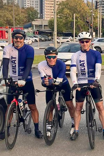 ביגוד HBR Sports בשטח | הדריבק - ביגוד בהפקת סטודיו הדריבק