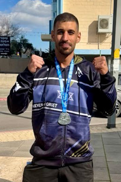 ביגוד אישי לירדן עובדיה למרוץ הספרטניון