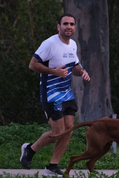 ביגוד לנבחרות הריצה והטריאתלון של עמותת בלב אחד