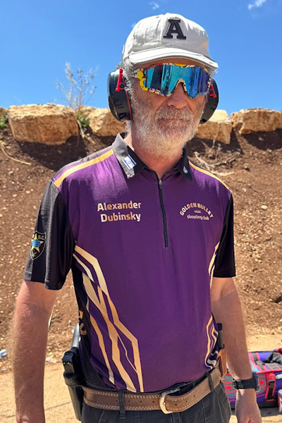ביגוד למועדון הירי, Golden Bullet