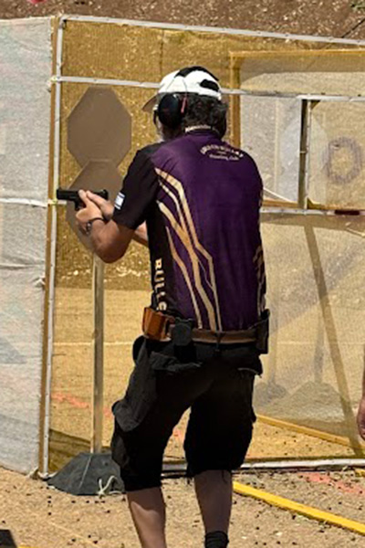 ביגוד למועדון הירי, Golden Bullet