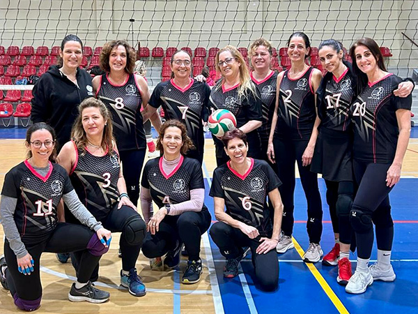 ביגוד HBR Sports בשטח | מונוסון - ביגוד לקבוצת הכדורשת של נוה מונוסון