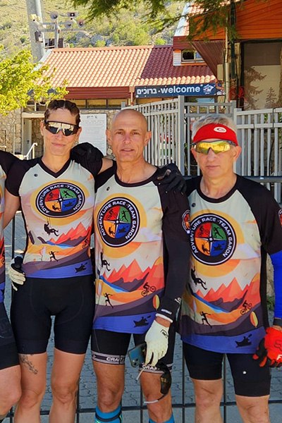 ביגוד HBR Sports בשטח | הדריבק - ביגוד בהפקת סטודיו הדריבק