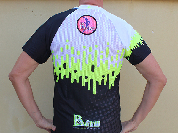 גב חולצת ריצה מנדפת לגברים | BGym - ביגוד 2021 לקבוצת BGym ב-3 גרסאות צבע זוהר