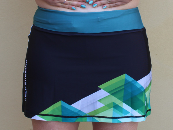 חצאית ריצה בייצור קסטום | Keep Running - ביגוד בעיצוב אישי קבוצת Keep Running