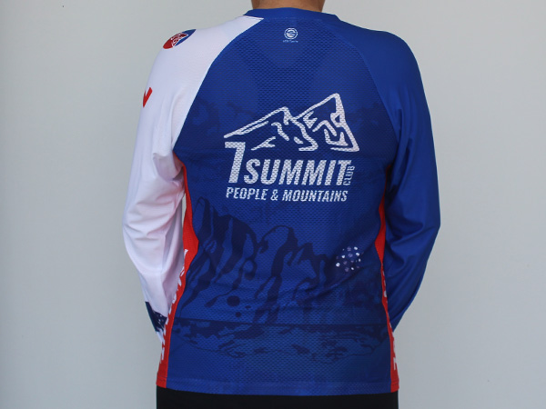 חולצות מנדפות שרוולים ארוכים | 7SUMMIT - ביגוד מועדון 7SUMMIT של דניאל וולפסון