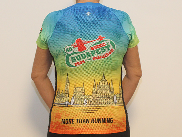 חולצת ריצה למרתון בודפשט | RUNNING B7 - ביגוד ריצה לקבוצת RUNNING B7