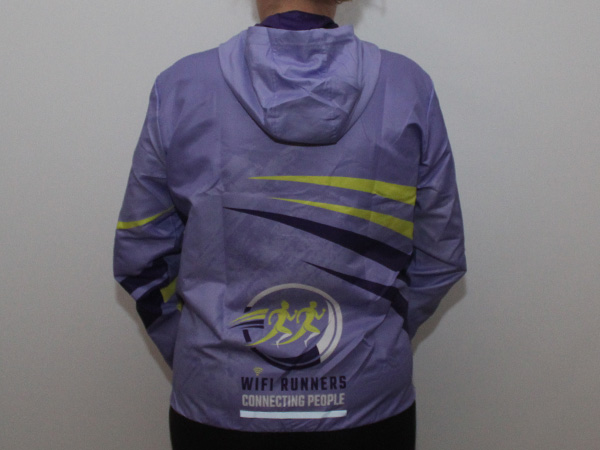 מעיל רוח לריצה | WiFi Runners - ביגוד קבוצת WiFi Runners