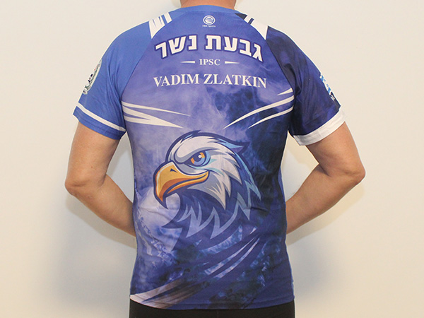 חולצה מנדפת עם שם אישי | קלעי גבעת נשר - ביגוד למועדון הירי של קלעי גבעת נשר